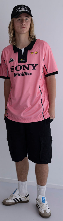 Juventus 1997/98 Away Shirt